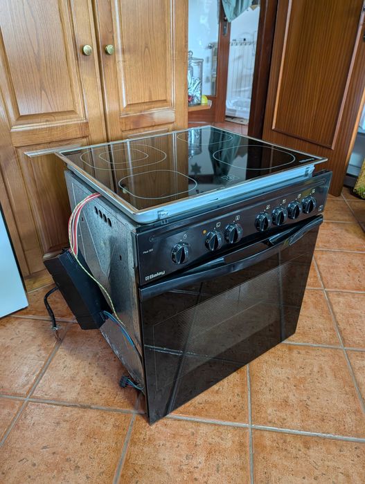 Conjunto placa de fogão e forno