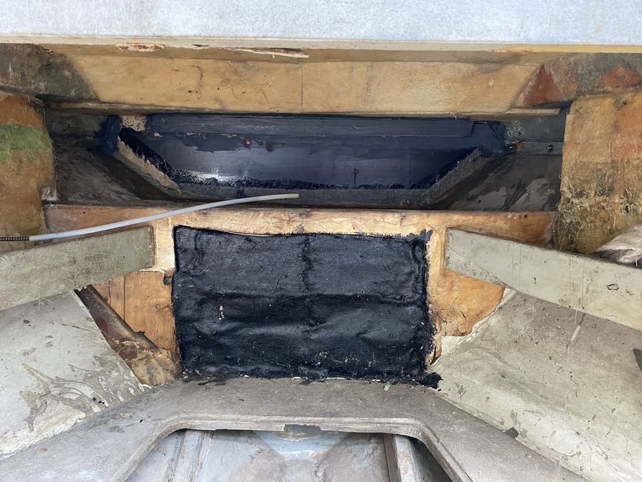 Катер КРИМ 4 водомет