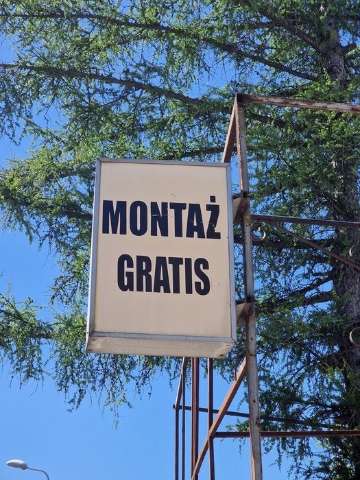 Podświetlany semafor reklamowy "montaż gratis" do samodzielnego demont