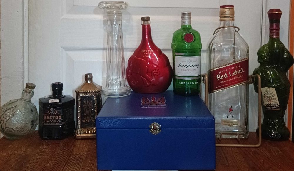 Бутылка стеклянная