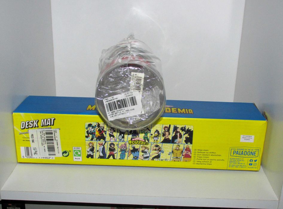 My Hero Academia XL Mouse Pad + 850ml Water Bottle, New/Sealed64550917185410123