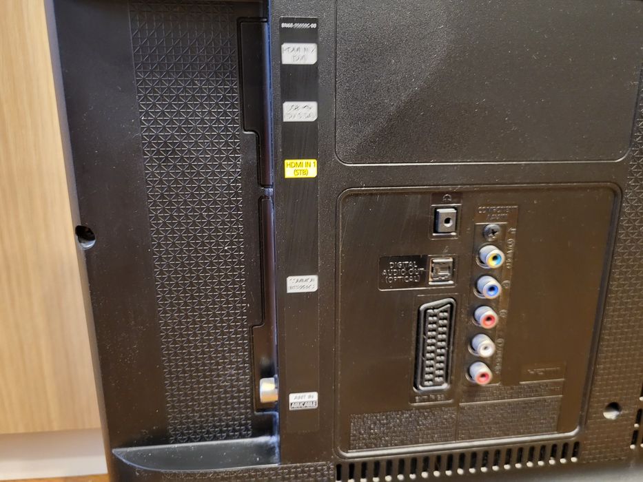 ZESTAW! Tv Samsung 32' Led + dekoder dvb t2 + Antena aktywna ATD12!