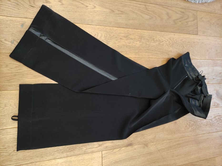 Body, spodnie i buty turniejowe dla chłopca