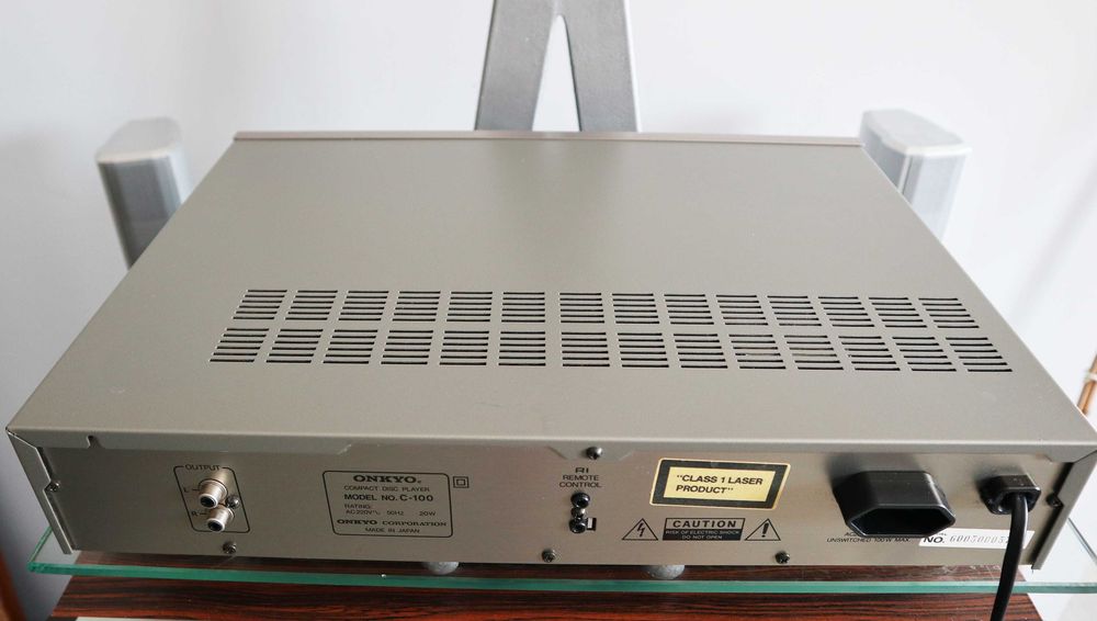 Cd проигрыватель ONKYO C-100  Onkyo dx-6920 ONKYO DX-6620