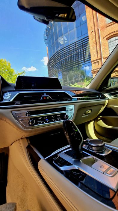 Bmw 740xd G11 wypożyczalnia aut luksusowych wynajem samochodów premium