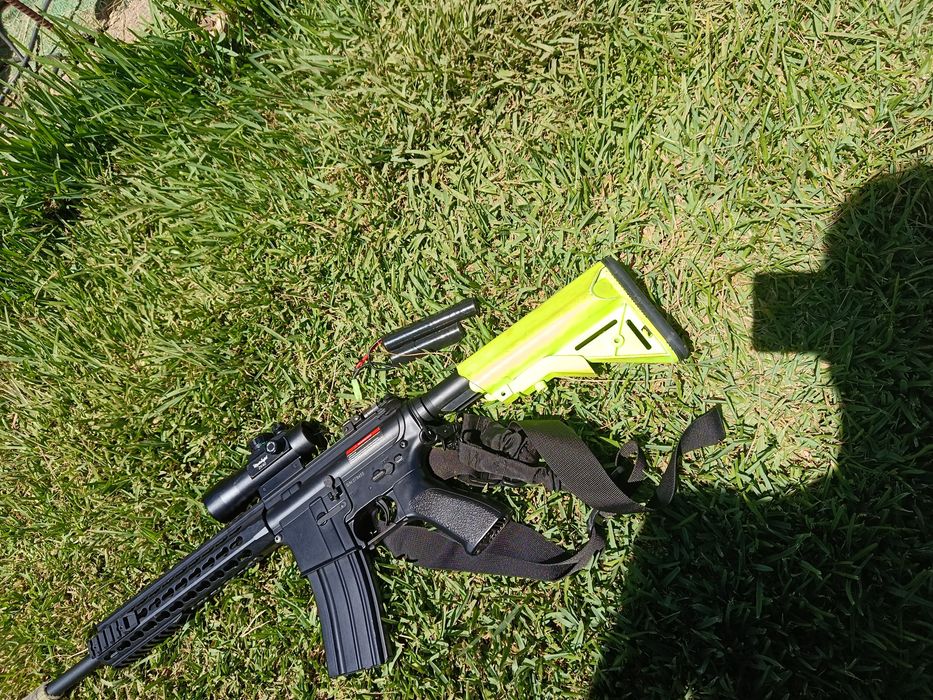 Airsoft a fomsionar e vai com bolsa para meter a airsoft