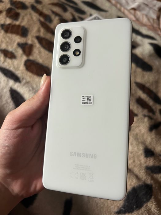 Продам телефон Samsung A52 на запчастини