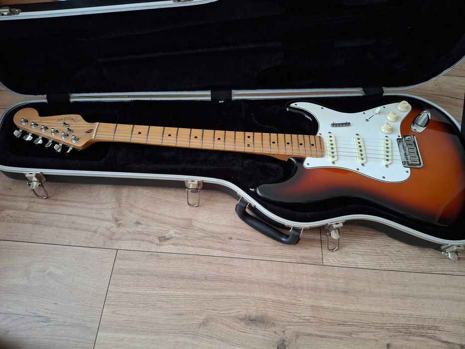 fender stratocaster american standard - Купити музичні інструменти
