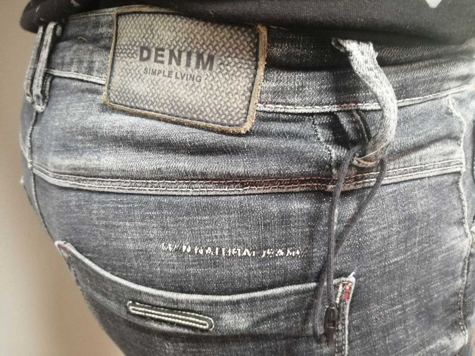 Джинси Denim нові. Розмір 32