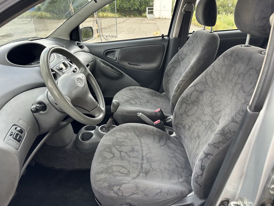 Toyota Yaris 1.0.