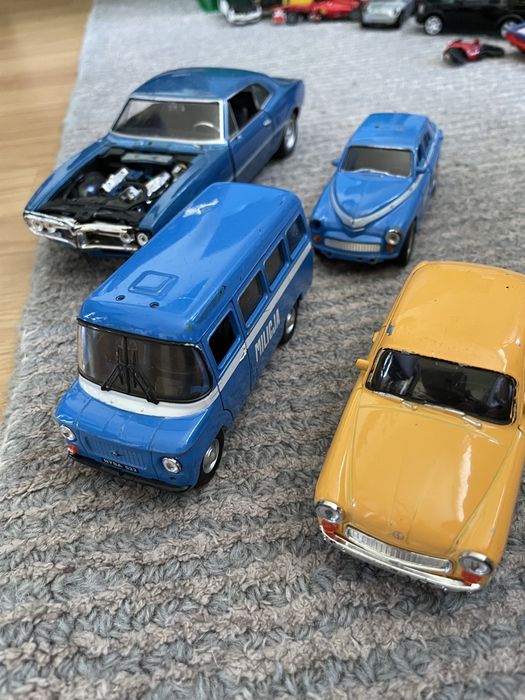 Zestaw stare auta zabawki kolekcje