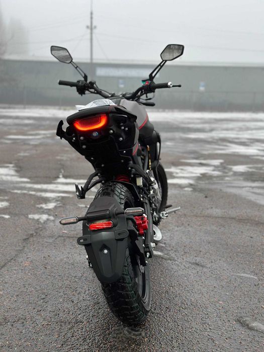 Мотоцикл SPARK SP300SC-1