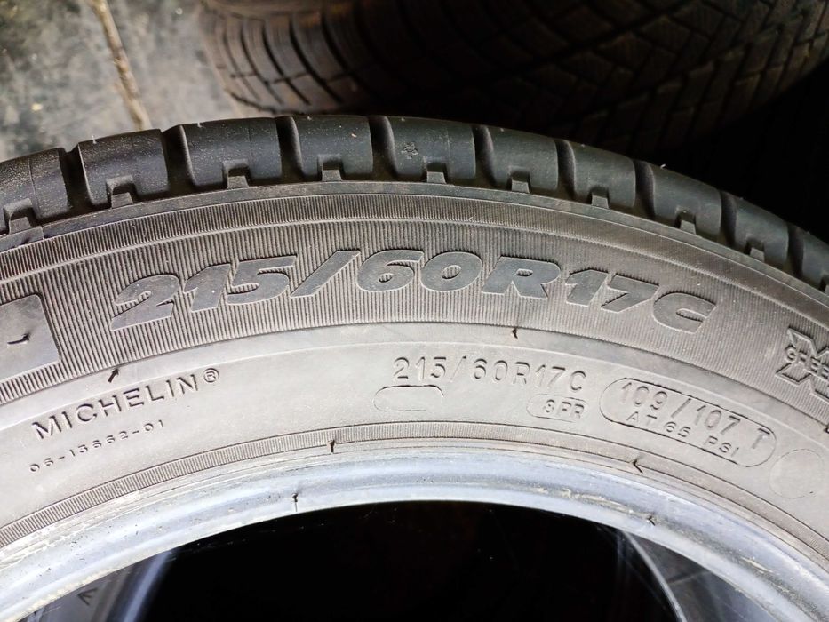 Opony letnie 215 60 r17c
