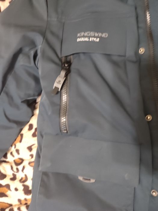 Продам зимову куртку для підлітка