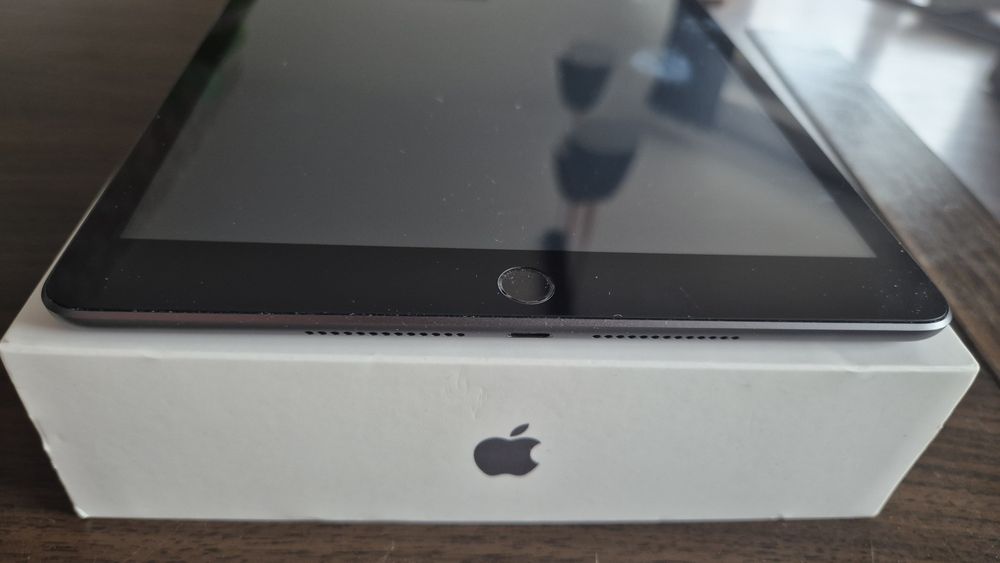 Ipad 64GB 9gen generacja plus gratisy