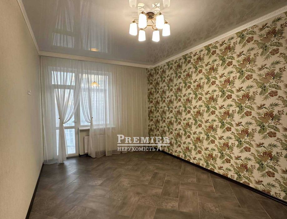 Продам 2-х кімнатну квартиру з капітальним ремонтом на Марсельскій