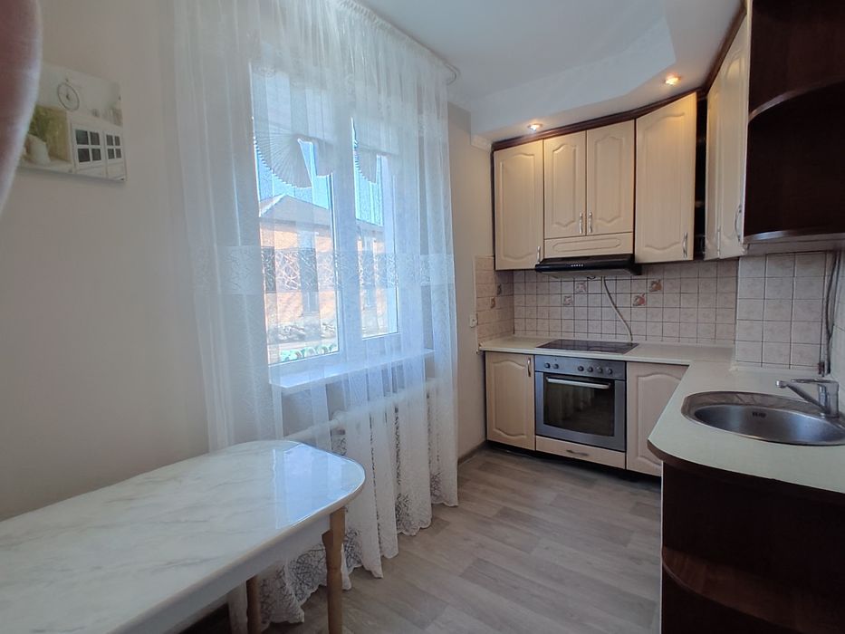 Продам 3-кімнатну квартиру в місті Нововолинськ