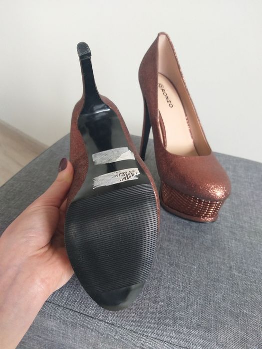 Нові туфлі 40 розмір