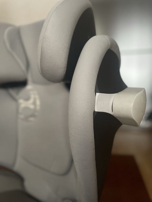Дитяче крісло Cybex Pallas m-fix