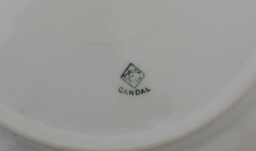 Prato antigo em porcelana da Electro Cerâmica do Candal