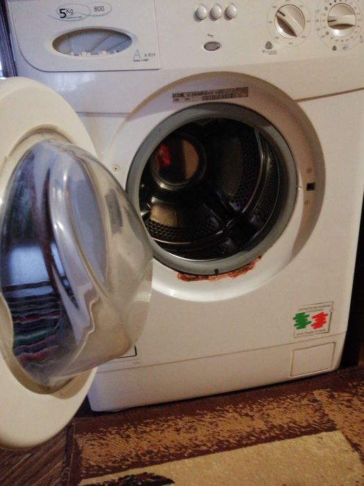 Продається пральна машина б/в (потребує ремонт)