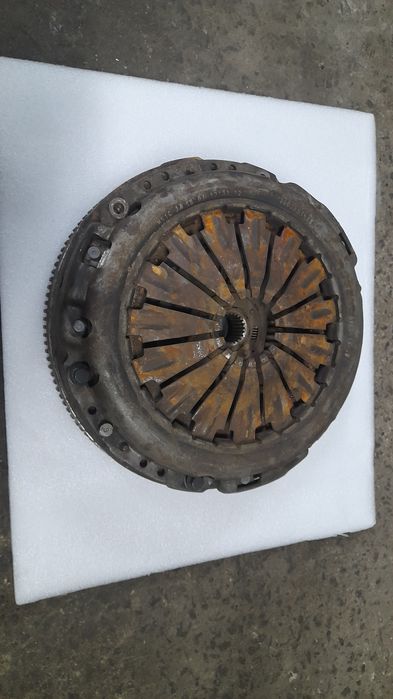 Маховик Форд Мондео 1.6 б.