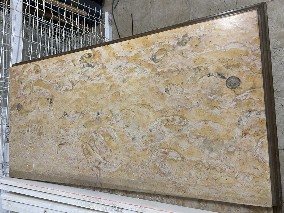 Móveis antigos com pedra marmore (+de 100 anos)