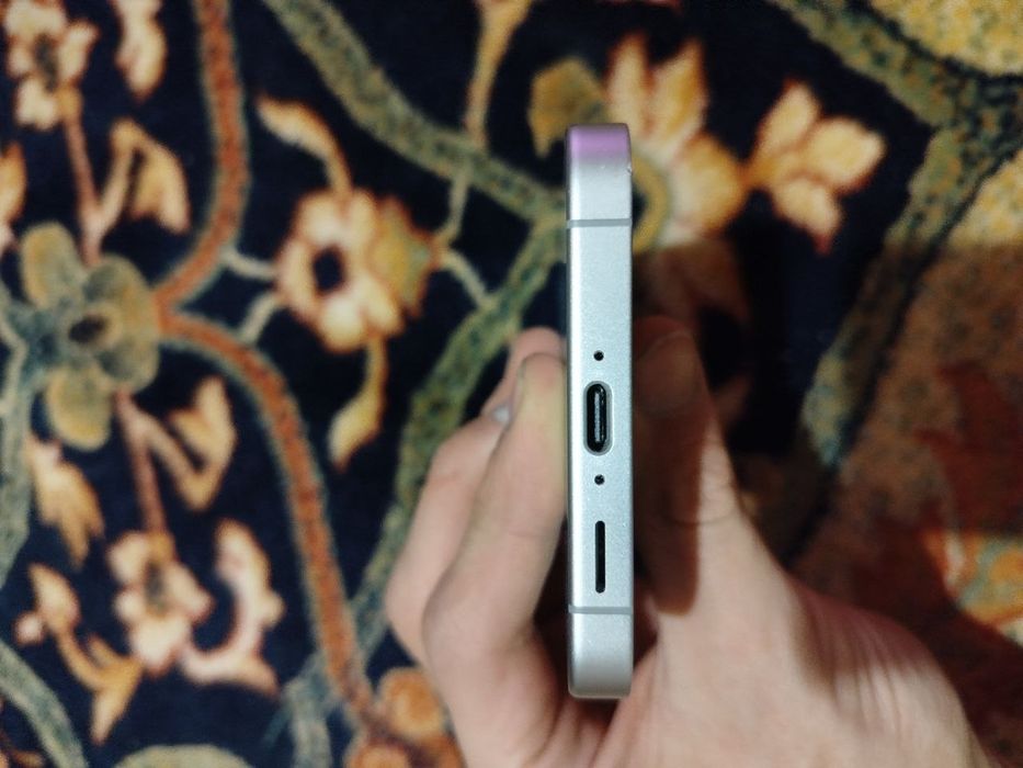 Samsung S24 FE 8/128 GB zamiana na iPhone 14-15 pro, pro max