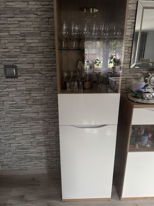 Komplet mebli szafa,dwa razy komoda,witrynka