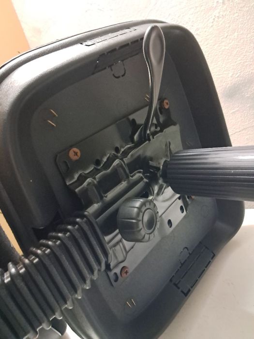 40€ Vendo cadeira de secretária