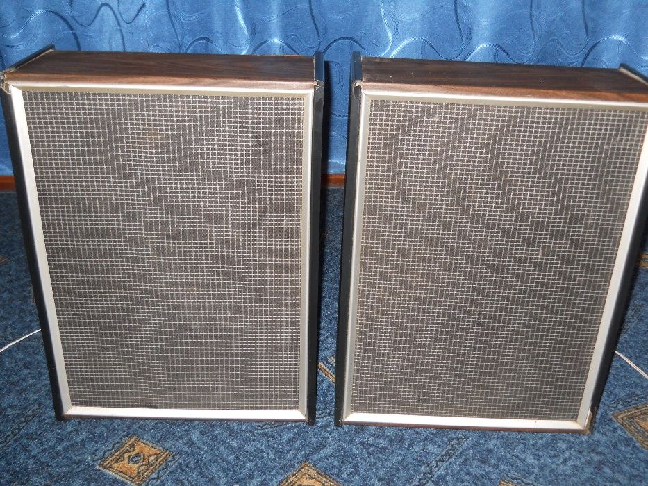 Радиодетали платы усилитель магнитолла цветомузыка вольтметр динамики