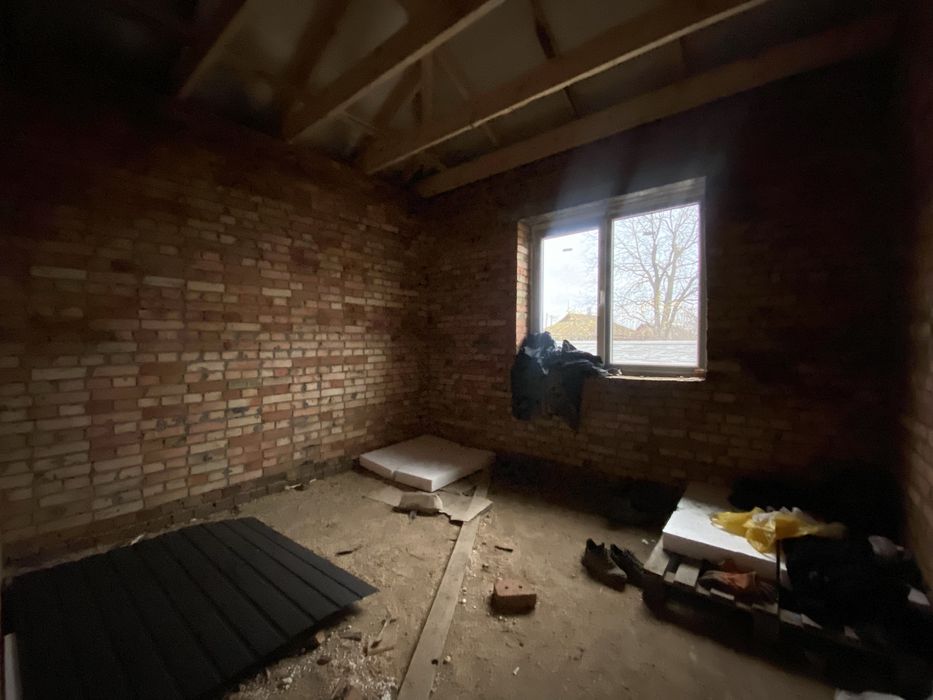 Продаж будинку в чистовому стані!