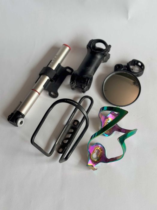 Велошолом та велозапчастини