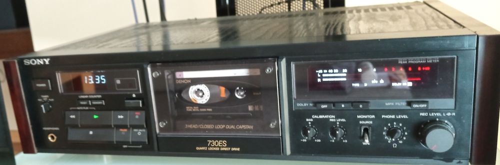 Série ES da Sony de coleção, 730ES e 505ES