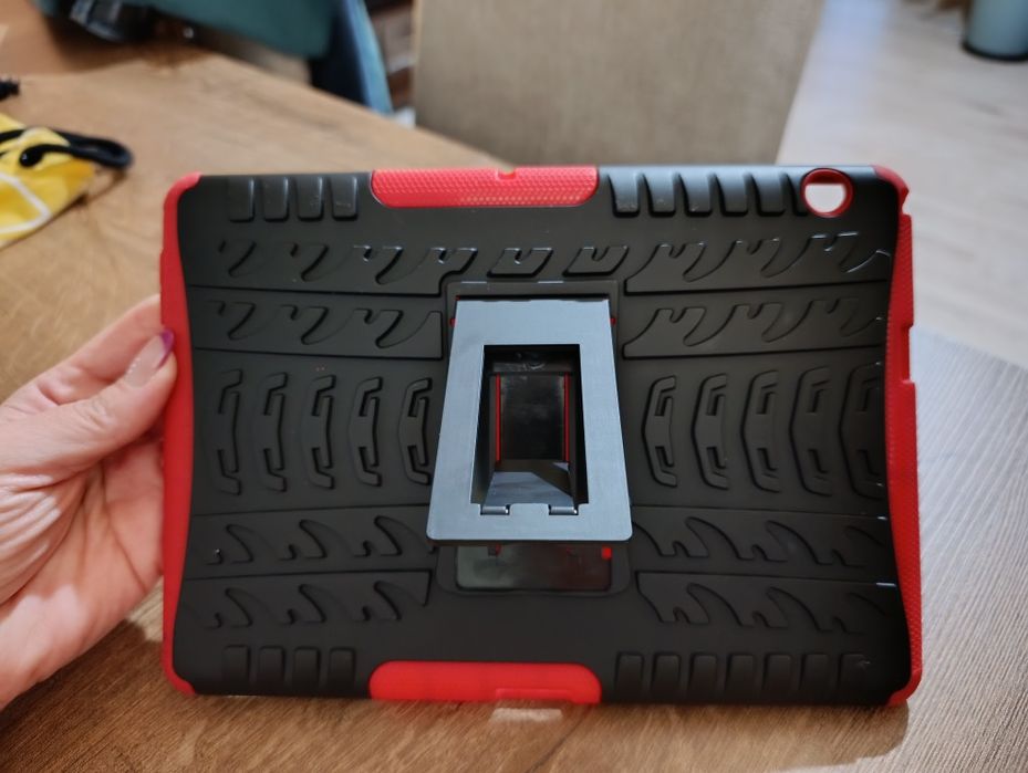 Etui pancerne na tablet/czerwone