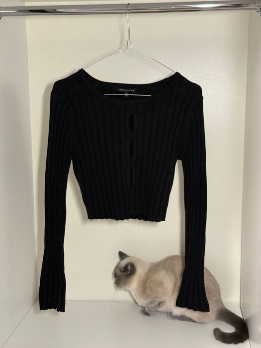 лонгслів чорний skims