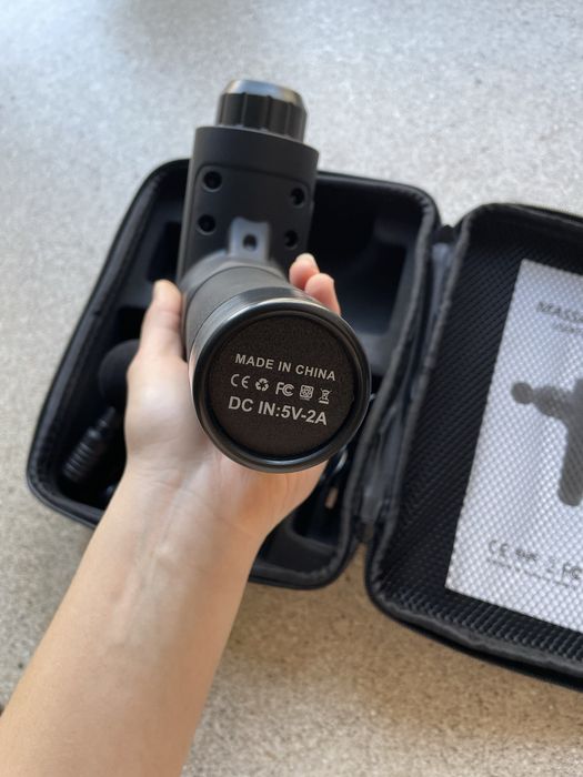 Вібро масажер для тіла ,,Massage Gun”