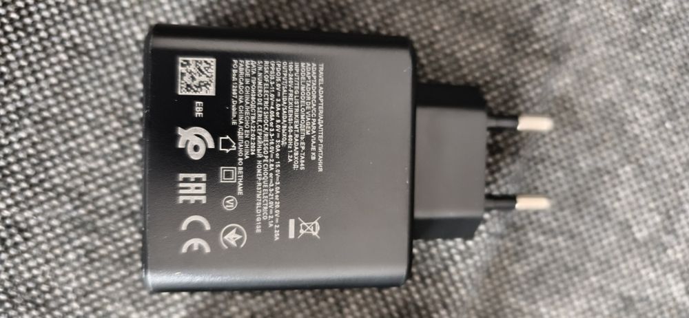 Szybka ładowarka do Samsung 45v nowa