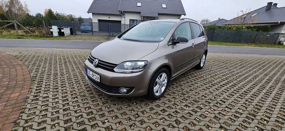 Volkswagen Golf Plus Navi czujniki parkowania grzane fotele tempomat ksenon automat