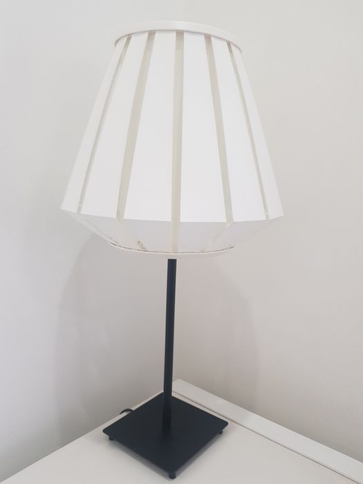 Candeeiro de mesa