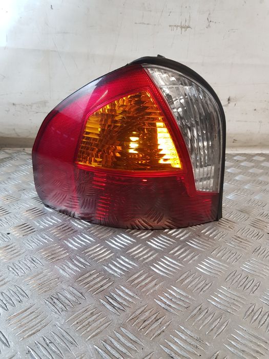 Lampa Depo Lewa Tył 083211928L Hyundai Santa Fe I 02R- Europa