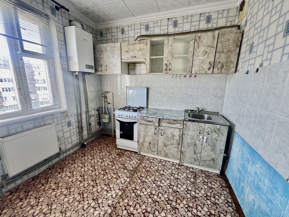 Продам 2 к квартиру вул. Жадова