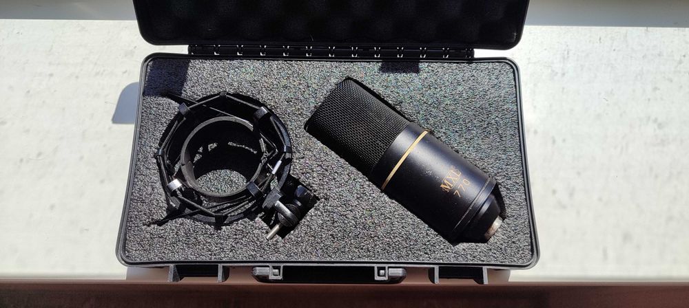 Студійний мікрофон MXL 770