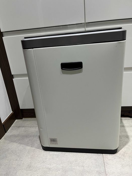 Kosz do segregacji śmieci automatyczny WESCO 2x20l