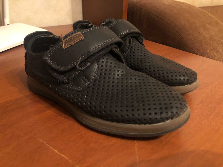 Продам дитячі хлопчакові туфлі р.30