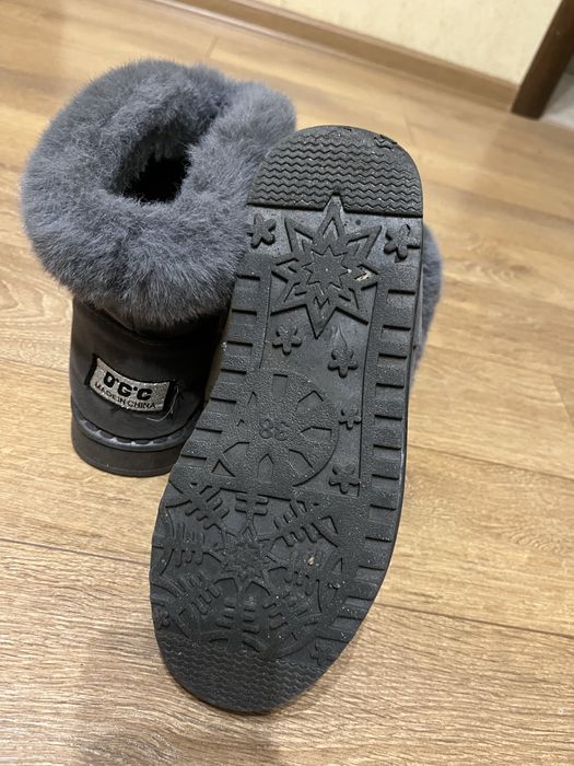 Уги жіночі 38 р теплі