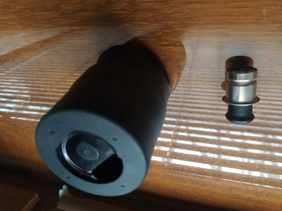 Прикуриватель Toyota Corolla