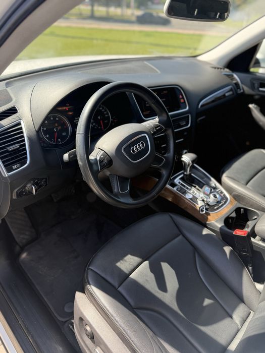 Audi q5 premium plus