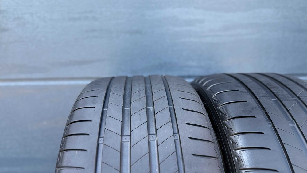 2x Opona Bridgestone Turanza T005 255/40/18 99Y RFT