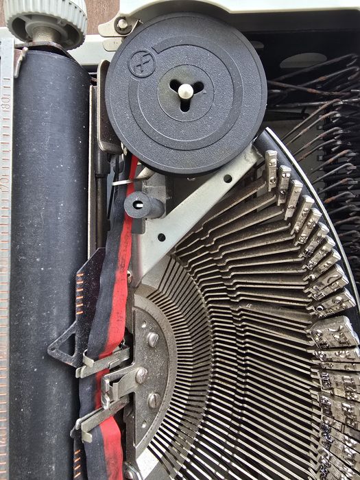 Máquina escrever contessa 2